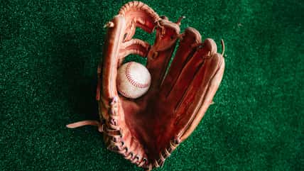 This Hall Of Fame Baseball Player Lived A Pretty Bewildering Life, And He Was Known To Disappear In The Middle Of Games To Chase Firetrucks