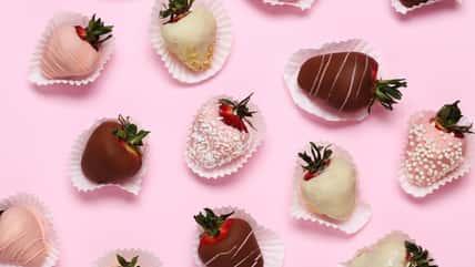 How To Make The Most Flawless Chocolate Covered Strawberries