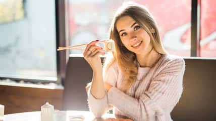 She Went On A Sushi Date With A Guy Looking For A Tradwife Who Had Bad Breath