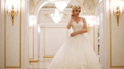 She Kicked Her Best Friend Out Of Her Bridal Party After She Wanted To Wear A Sequin Dress