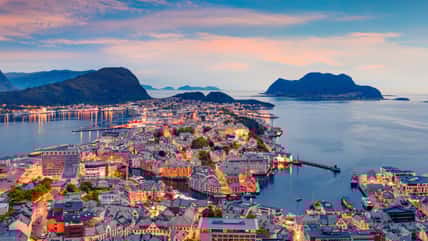 She’s Moving Back To America From Norway, And Clearing Up Misconceptions Many Americans Tend To Have About Living In Europe