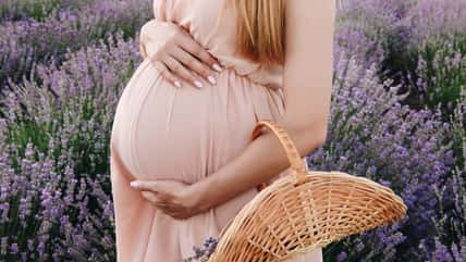 She Had A Baby-Sized Ovarian Cyst, And People Always Thought She Was Pregnant