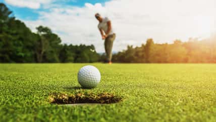 He Went To A Rich Golf Course, And It Opened His Eyes About Generational Wealth