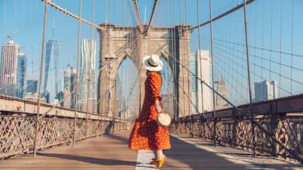 She Feels Like She’s Behind In Life Being A Single Woman In New York, But Then She Realized She’s Already Living The Dream
