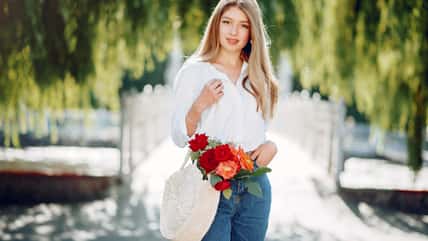7 Signs Your Partner Loves You Unconditionally