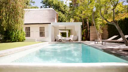 She Called The Cops On Her Neighbor’s Kids For Using Her Pool Without Permission