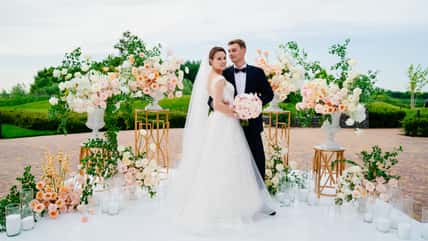 7 Of The Rudest Things You Can Do As A Wedding Guest