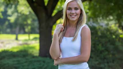 Her Mom’s Furious That She’s Doesn’t See Her Stepdad As A Father Figure, Just The Man Her Mom Cheated With