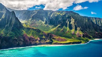 Her Mother-In-Law Booked A Trip With Her Toddler To Hawaii Without Asking Her First