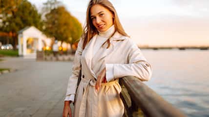 Her Daughter Started Crying Alone In A Hotel Room After Her Aunt Shamed Her For Being Successful