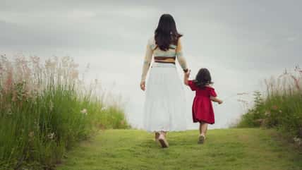 She Was Abandoned At A Police Station As A Baby, And She Recently Found Her Birth Family