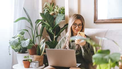 She Caught Her Whole Neighborhood Using Her Wi-Fi After She Kindly Gave The Password To Her Neighbor, Who Couldn’t Afford Internet