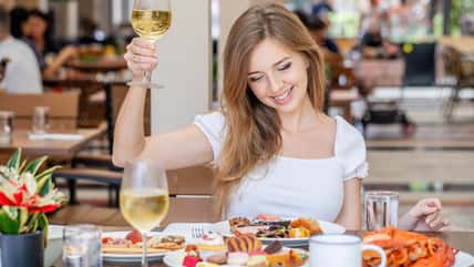 Her Friend Publicly Humiliated Her Over The Wedding Gift She Bought Her
