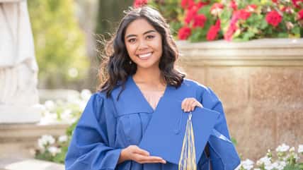 She’s Banning Her Ex-Husband’s New Wife From Their Daughter’s Graduation, But Now He’s Threatening To Not Show Up