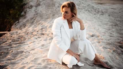 Her Husband’s Been Having An Affair, So She Contacted This Woman’s Husband To Tell Him The Truth