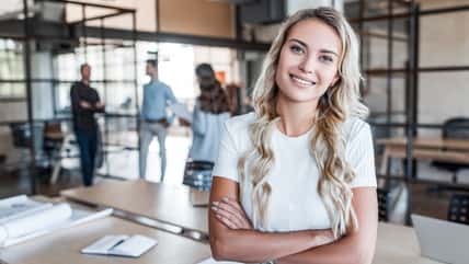 He Asked His Coworker To Quit Brushing Her Hair At Her Desk Since It Grosses Him Out