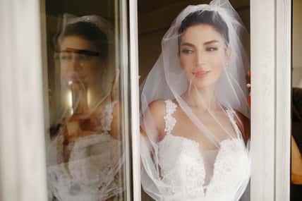 Portrait of beautiful luxury bride