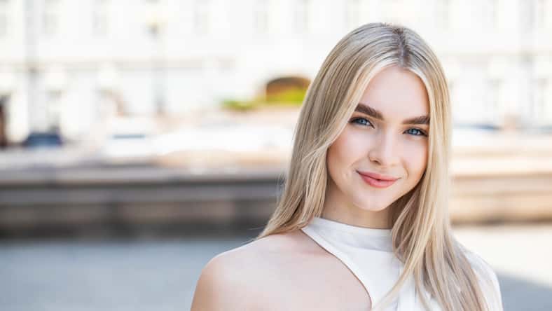 Portrait of a young beautiful woman