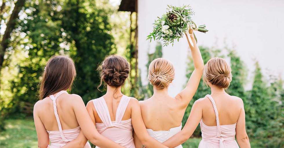 Her Sister Is Mad She's Not Inviting Her Best Friend To Her Wedding But The Thing Is This Girl Was Never Even Nice To Her