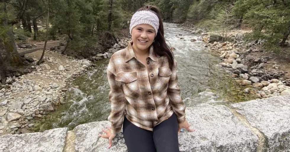 After Experiencing Migraines And Nausea, She Was Diagnosed With A Brain Tumor And Now She Needs To Have Brain Surgery In February