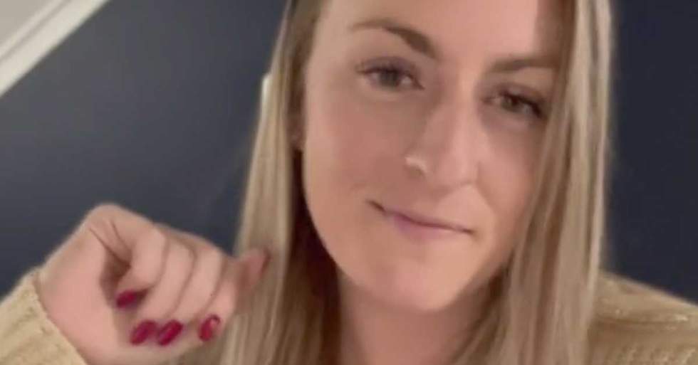 She Was "Ghosted" By Her Date And Went Viral After Creating An "Exit Interview" To Find Out Why
