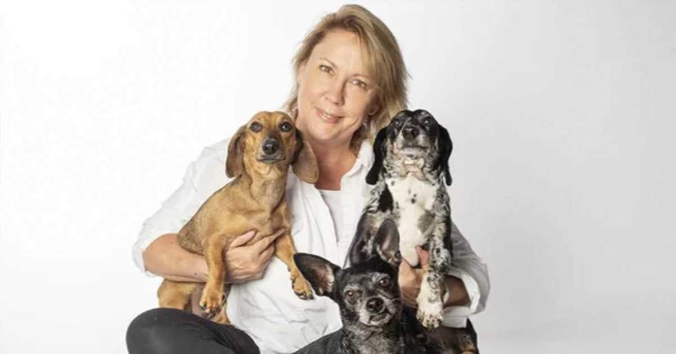 After Being Diagnosed With Cancer, This Professional Pet Photographer Is Struggling To Feed Her Dogs