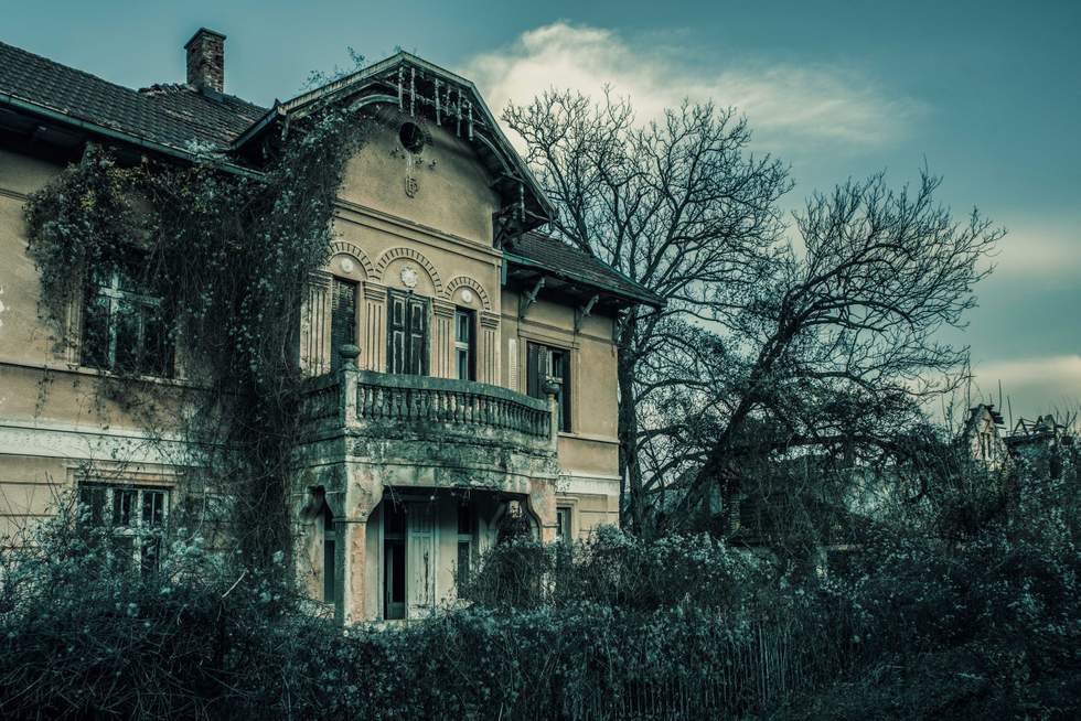 spooky old house