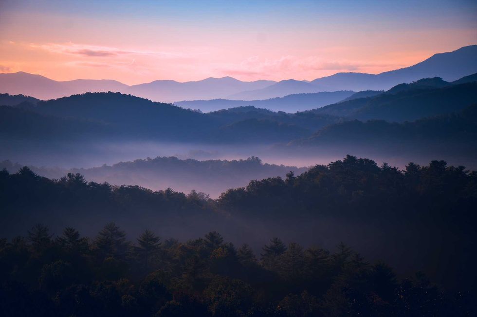 Sunrise over the Great Smoky Mountains in Tennessee. These Blue Ridge mountains are like no other!