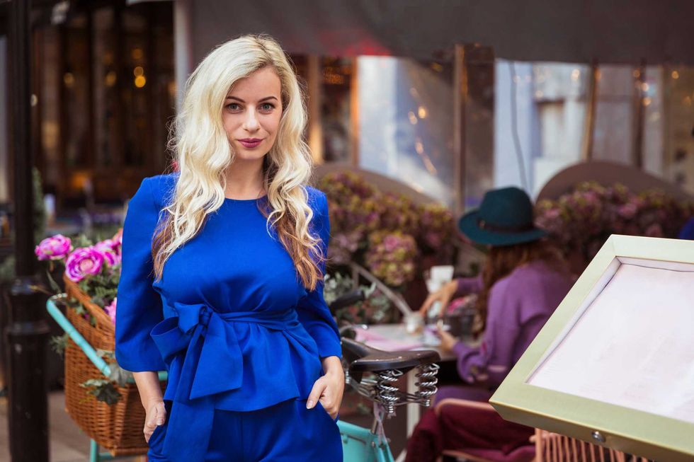 woman in an outdoor cafe