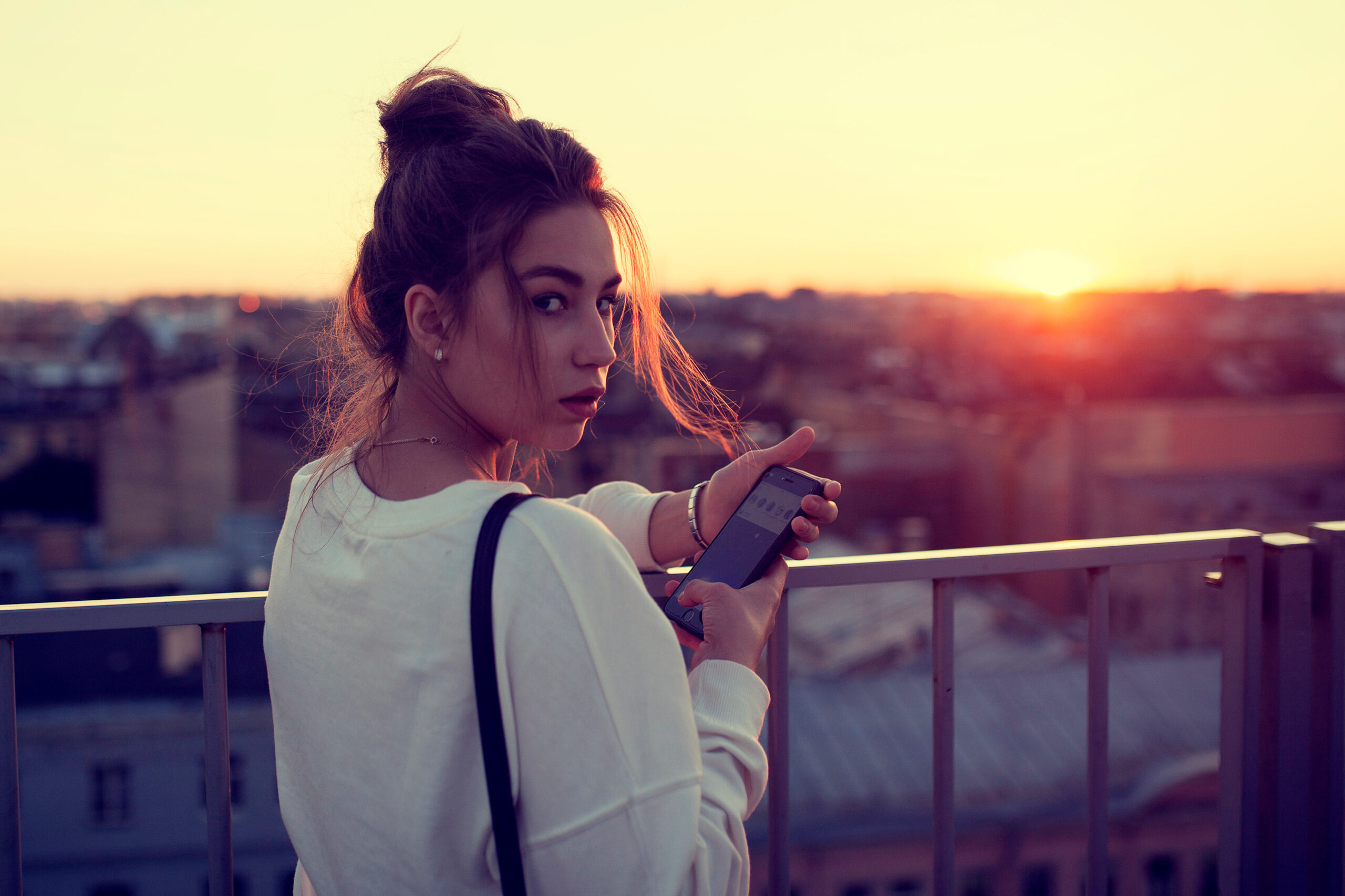 She Stood Up To Her Best Friend After She Spent Years Leading A Guy On