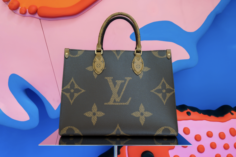 8 Ways To Spot An Authentic Louis Vuitton [Photos]