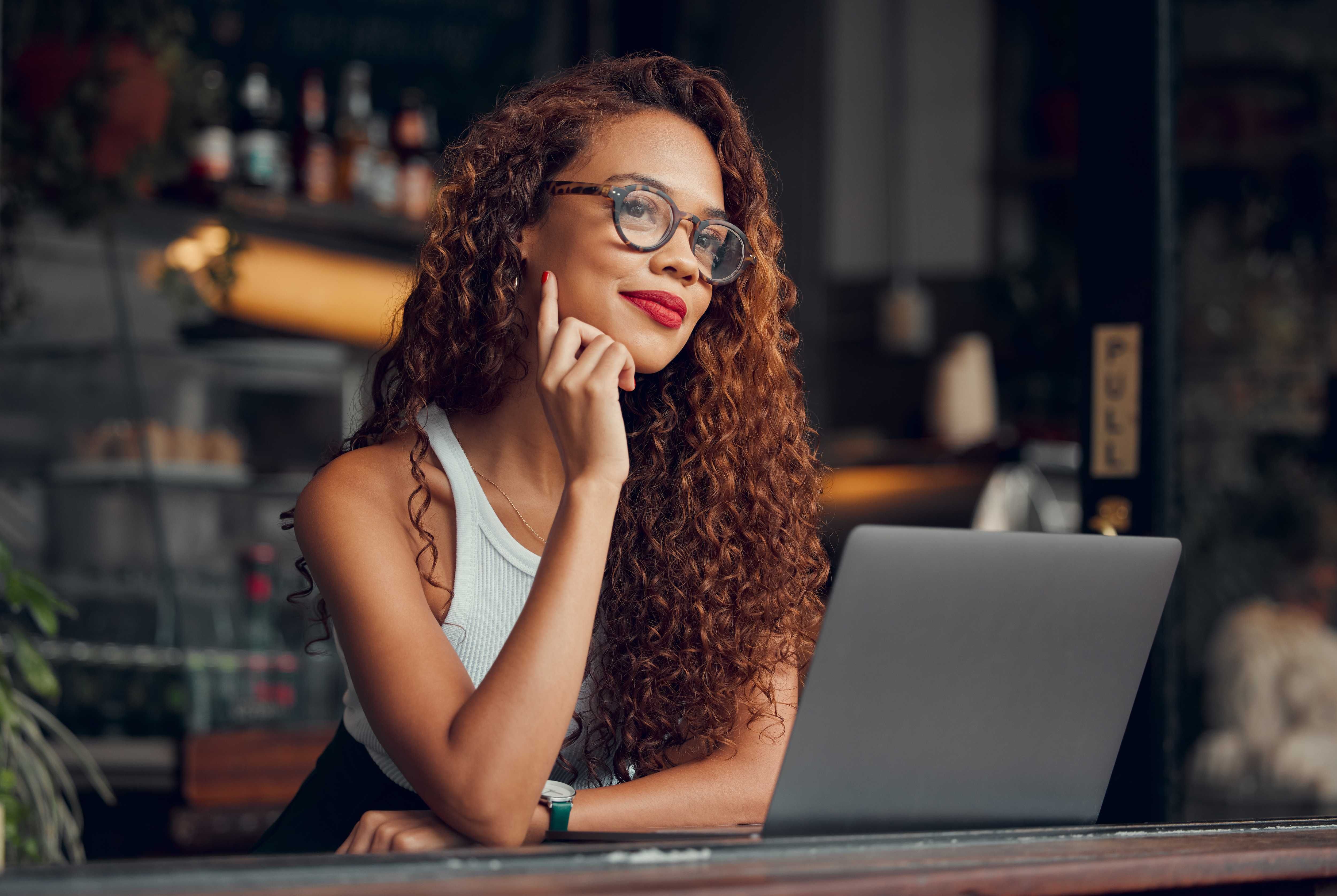 She Got Sick And Tired Of A Coworker Constantly Complaining About Being Cold, So She Finally Told Her Coworker To Cover Up And Dress More Appropriately - Vimarsana News