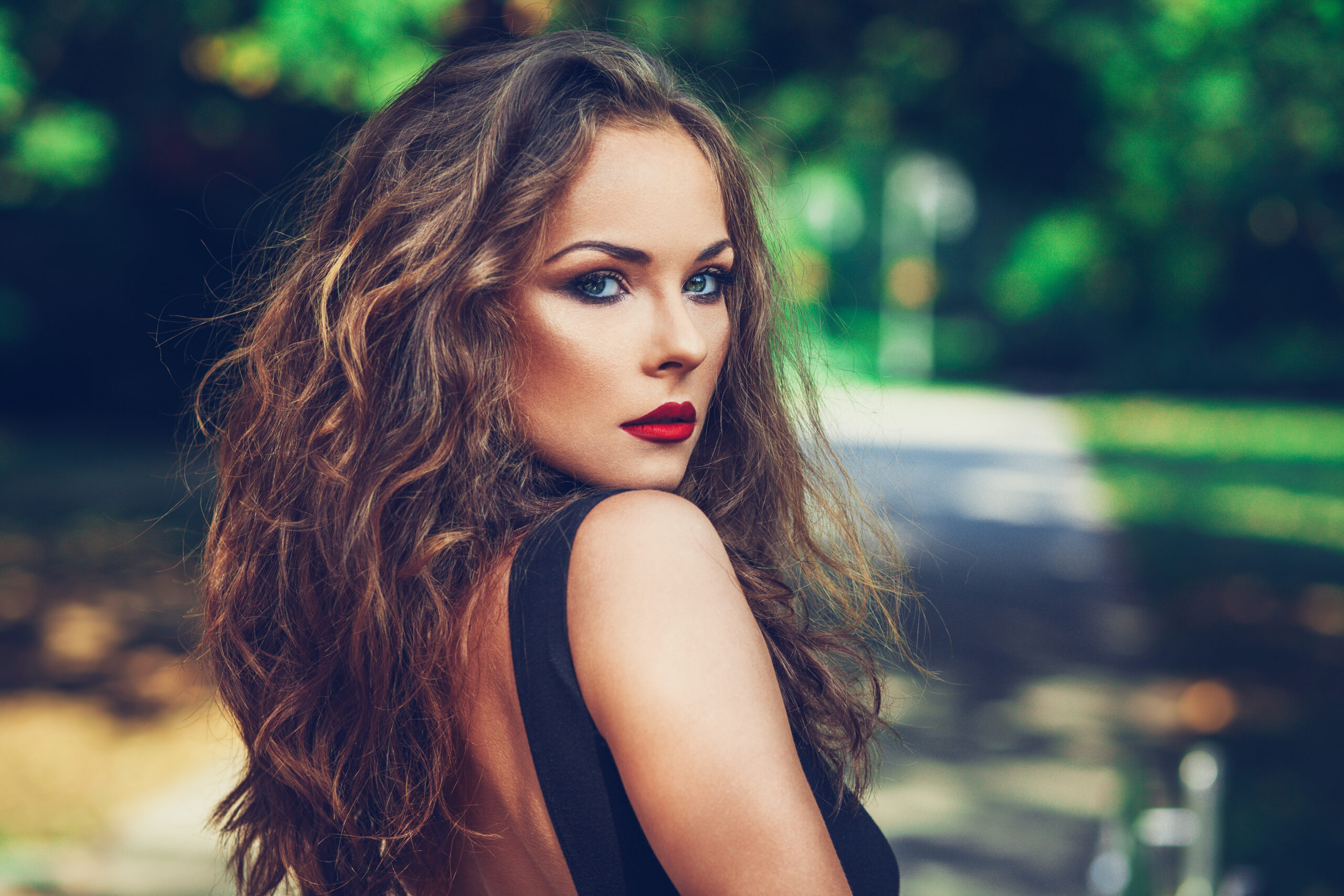 Close up portrait of beautiful young woman with beautiful hairstyle