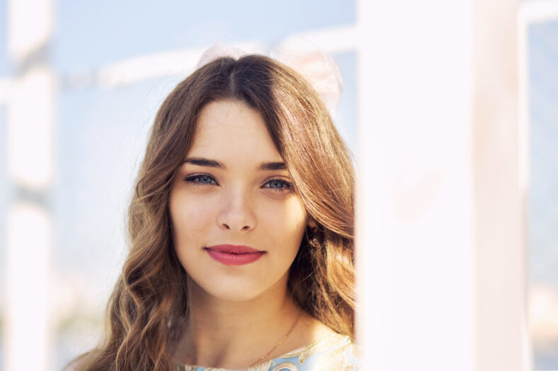 Beauty Woman Portrait. Beautiful Girl looking at camera.