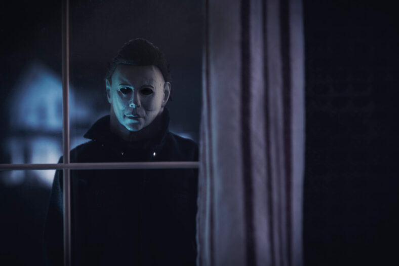 Halloween horror movie slasher Michael Myers staring through a window at the Doyle house - Trick or Treat Studios action figure