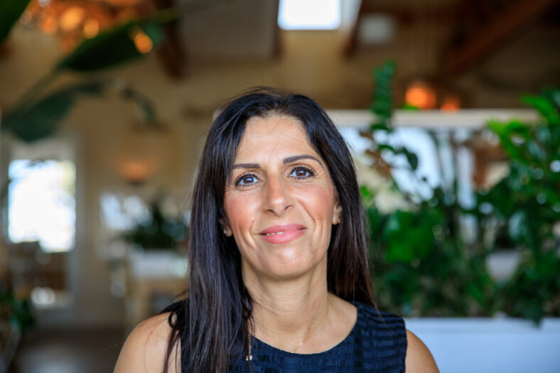 brunette middle aged woman