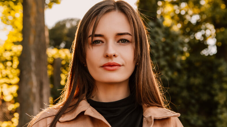 woman fall portrait