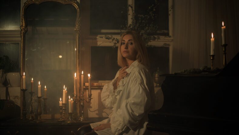 Magical scene, woman in mystical atmosphere, Victorian era...vampire or witch style, masquerade ideas