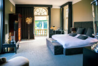 luxury bed room in hotel