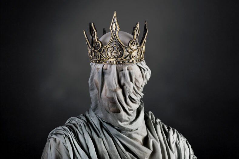 Ghost of a queen or king over