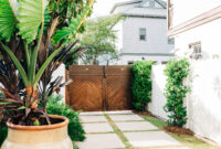 Beach Home Courtyard