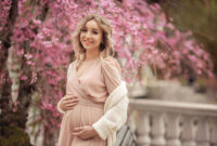 Portrait of a beautiful young woman 33-34