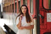 portrait of a women on the graffiti