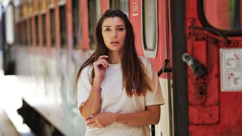 portrait of a women on the graffiti
